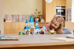 LEGO Disney Princess Lego^Askepotts slott og hestetrukne vogn (43275)