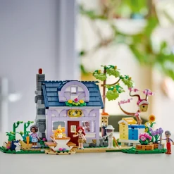 LEGO Friends Lego^Birøkternes hus og blomsterhage (42669)