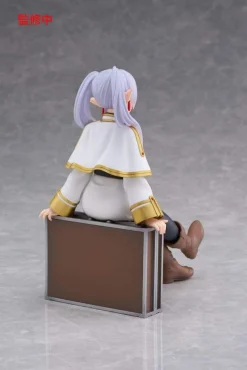 Samleobjekter^Frieren Trunk Case Version Desktop Cute PVC Statue 13 cm