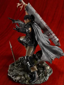 Guts Black Swordsman Version PVC Statue 26 cm* Samleobjekter