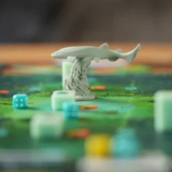 Carl Robinson Spill For To^Kelp: Shark vs Octopus