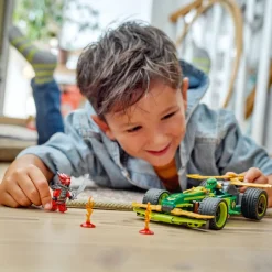 LEGO Ninjago Lego^Lloyds pullback-racerbil (71828)