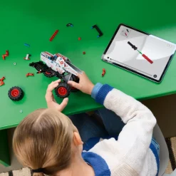 LEGO Technic Lego^Monster Jam ThunderROARus med pullback-funksjon (42200)