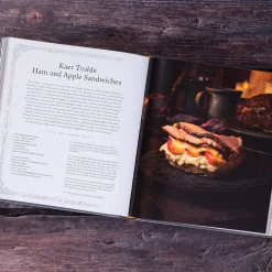 Anita Sarna Kokebøker^The Witcher Official Cookbook