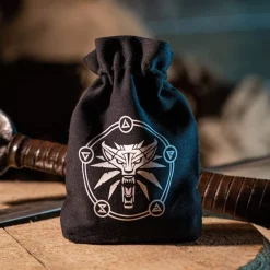 Q-Workshop Poser & Beger^Witcher Geralt School of the Wolf Dice Pouch Terningpose, Witcher