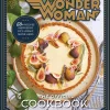 Briana Volk Kokebøker^Wonder Woman: The Official Cookbook: 55 Recipes inspired by DC's' Iconic Super Heroine